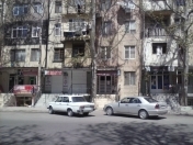 Satılır 3 otaqlı 80 m2 köhnə tikili 4 mkr