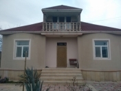 İcarəyə verilir 5 otaqlı 200 m2 bağ evi Koroğlu m.
