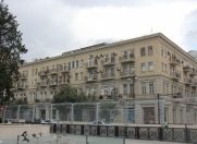 İcarəyə verilir 2 otaqlı 80 m2 köhnə tikili Hilton otel