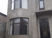 Satılır 5 otaqlı 150 m2 həyət evi Badamdar
