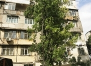 Satılır 3 otaqlı 90 m2 köhnə tikili 9 mkr