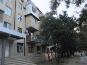 Satılır 1 otaqlı 34 m2 köhnə tikili İnşaatçılar m.