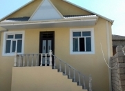 Satılır 3 otaqlı 93 m2 həyət evi Binə