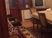 Satılır 4 otaqlı 130 m2 köhnə tikili 6 mkr