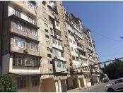 Satılır 2 otaqlı 65 m2 köhnə tikili Azadlıq prospekti m.