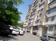 Satılır 1 otaqlı 48 m2 köhnə tikili İnşaatçılar m.