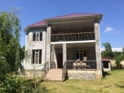 İcarəyə verilir 6 otaqlı 240 m2 bağ evi Qəbələ