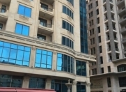İcarəyə verilir 4 otaqlı 230 m2 yeni tikili Sahil m.