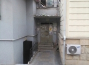 İcarəyə verilir 2 otaqlı 33 m2 köhnə tikili 5 mkr