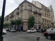 Satılır 3 otaqlı 112 m2 köhnə tikili Sahil m.