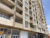 İcarəyə verilir 2 otaqlı 171 m2 obyekt İnşaatçılar m.