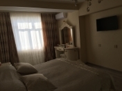 Satılır 3 otaqlı 47 m2 köhnə tikili Bakıxanov