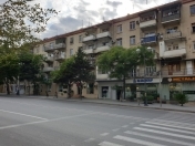 İcarəyə verilir 3 otaqlı 75 m2 köhnə tikili Dövlət Statistika Komitəsi