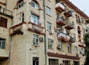 Satılır 3 otaqlı 90 m2 köhnə tikili Nərimanov r.