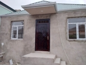 Satılır 3 otaqlı 90 m2 həyət evi Binə
