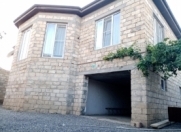 Satılır 5 otaqlı 4040 m2 həyət evi Saray