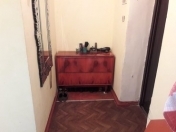 İcarəyə verilir 1 otaqlı 30 m2 köhnə tikili Neftçilər m.