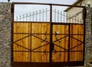 Satılır 10 otaqlı 530 m2 villa Novxanı