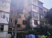 Satılır 3 otaqlı 75 m2 köhnə tikili Qara Qarayev m.