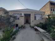 Satılır 3 otaqlı 90 m2 həyət evi Y.Ramana