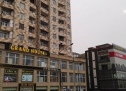 Satılır 1 otaqlı 45 m2 yeni tikili Xalqlar Dostluğu m.