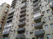 Satılır 2 otaqlı 70 m2 yeni tikili Qara Qarayev m.