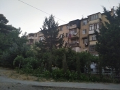 Satılır 2 otaqlı 55 m2 köhnə tikili Qara Qarayev m.