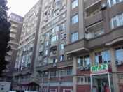 Satılır 3 otaqlı 123 m2 yeni tikili Gənclik m.