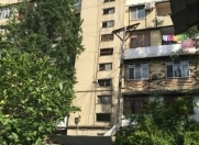 Satılır 4 otaqlı 130 m2 köhnə tikili 8 km