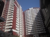 Satılır 2 otaqlı 97 m2 yeni tikili Qara Qarayev m.