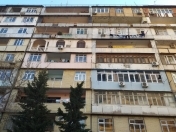 Satılır 2 otaqlı 45 m2 köhnə tikili Ukrayna dairəsi