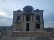 Satılır 6 otaqlı 390 m2 bağ evi Novxanı