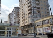 İcarəyə verilir 3 otaqlı 154 m2 yeni tikili Nərimanov r.