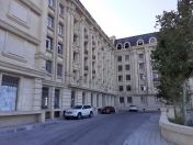 Satılır 3 otaqlı 80 m2 yeni tikili Bayıl