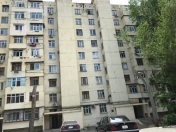 Satılır 3 otaqlı 70 m2 köhnə tikili Neapol dairəsi