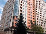 Satılır 1 otaqlı 62 m2 yeni tikili Elmlər Akademiyası m.