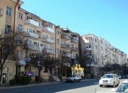 Satılır 3 otaqlı 90 m2 köhnə tikili Nəsimi r.