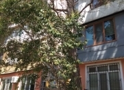 Satılır 2 otaqlı 60 m2 köhnə tikili Zərifə Əliyeva adına park