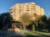 Satılır 2 otaqlı 91 m2 yeni tikili Qara Qarayev m.