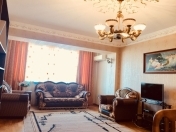 İcarəyə verilir 4 otaqlı 110 m2 köhnə tikili Gənclik m.