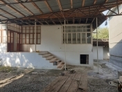 Satılır 4 otaqlı 200 m2 həyət evi Göyçay