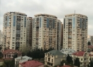 Satılır 3 otaqlı 121 m2 yeni tikili Azadlıq prospekti m.