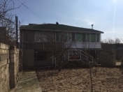 Satılır 8 otaqlı 100 m2 həyət evi Y.Suraxanı