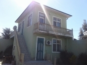 Satılır 3 otaqlı 70 m2 həyət evi Saray