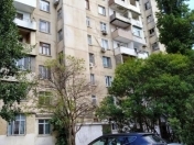 Satılır 5 otaqlı 103 m2 köhnə tikili Əhmədli m.