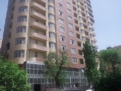 Satılır 3 otaqlı 100 m2 yeni tikili 28 May m.