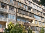 Satılır 4 otaqlı 104 m2 köhnə tikili 9 mkr