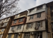 Satılır 3 otaqlı 90 m2 köhnə tikili Ayna Sultanova heykəli