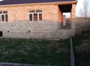 Satılır 4 otaqlı 120 m2 həyət evi Binə