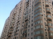 Satılır 4 otaqlı 132 m2 yeni tikili İnşaatçılar m.